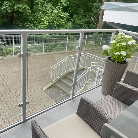 Piaskowy Sloneczne Tarasy 350 M Od Plazy * Dziwnówek